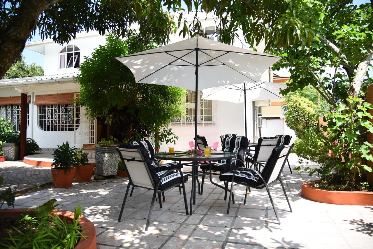 Jessies Guest House Seychelles Beau Vallon Kültér fotó